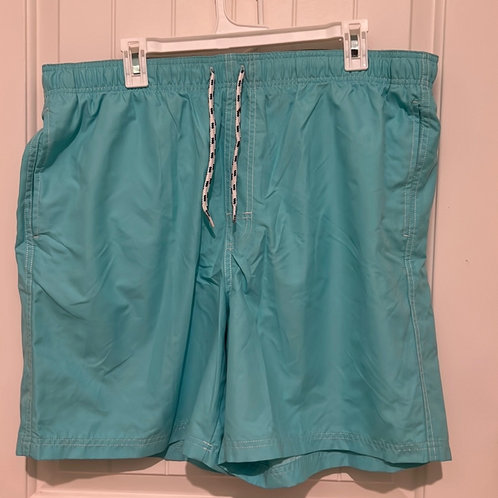 Croft and Barrow Mens swim trunks